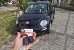 Какви са най-често използваните инструменти от ключарите за отключване на автомобил?